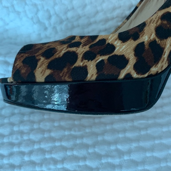 Stuart Weitzman shoes - Picture 7 of 7